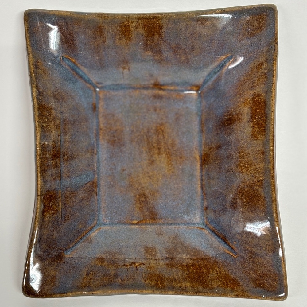 Pottery trinket dish